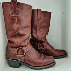 FRYE Harness 12R Style# 77300 Cognac